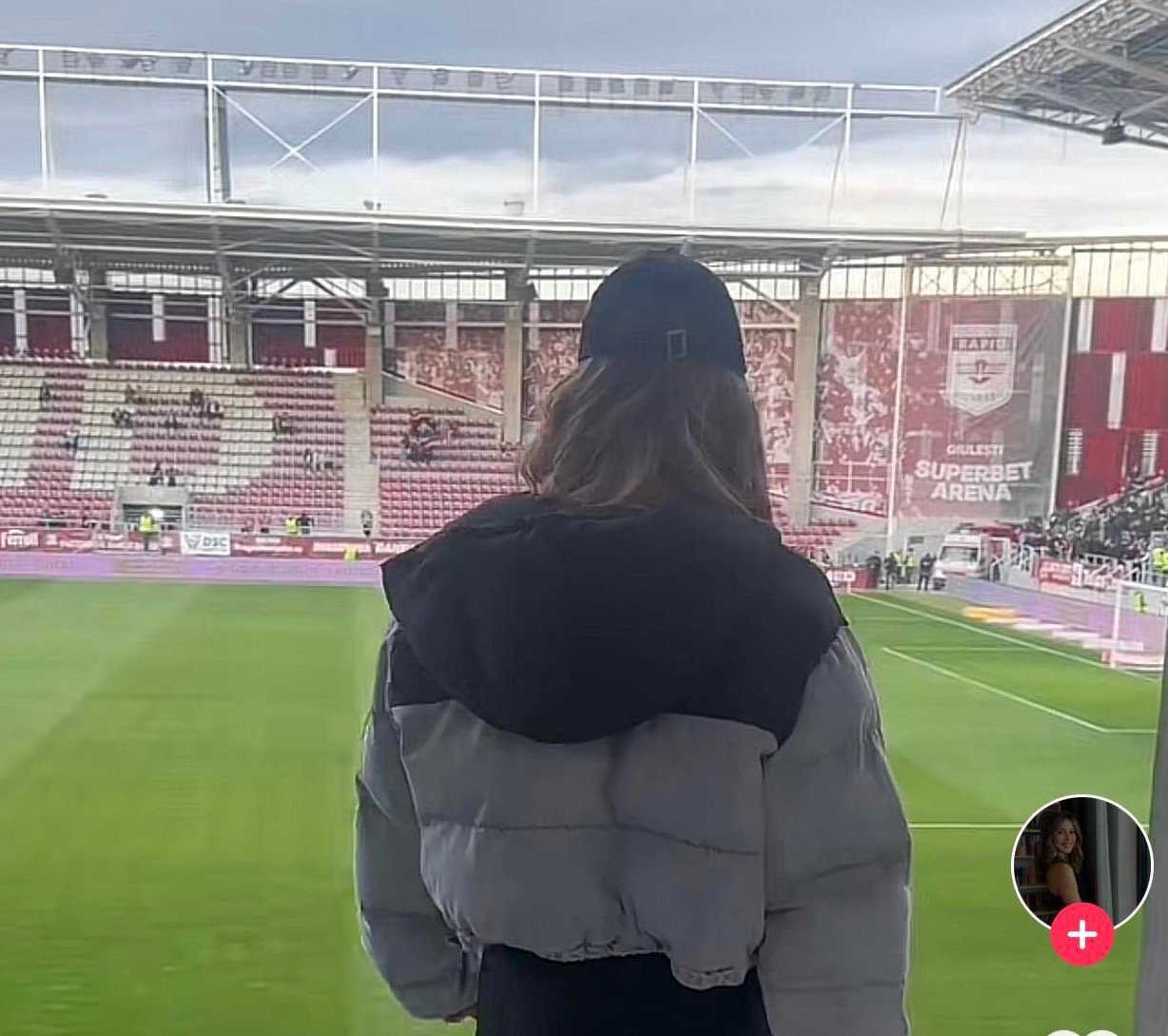 Teodora Stoica a fost extrem de curajoasă! Fiica lui Meme a mers în Giulești la Rapid – FCSB. „M-a durut capul toată noaptea!” | VIDEO & FOTO