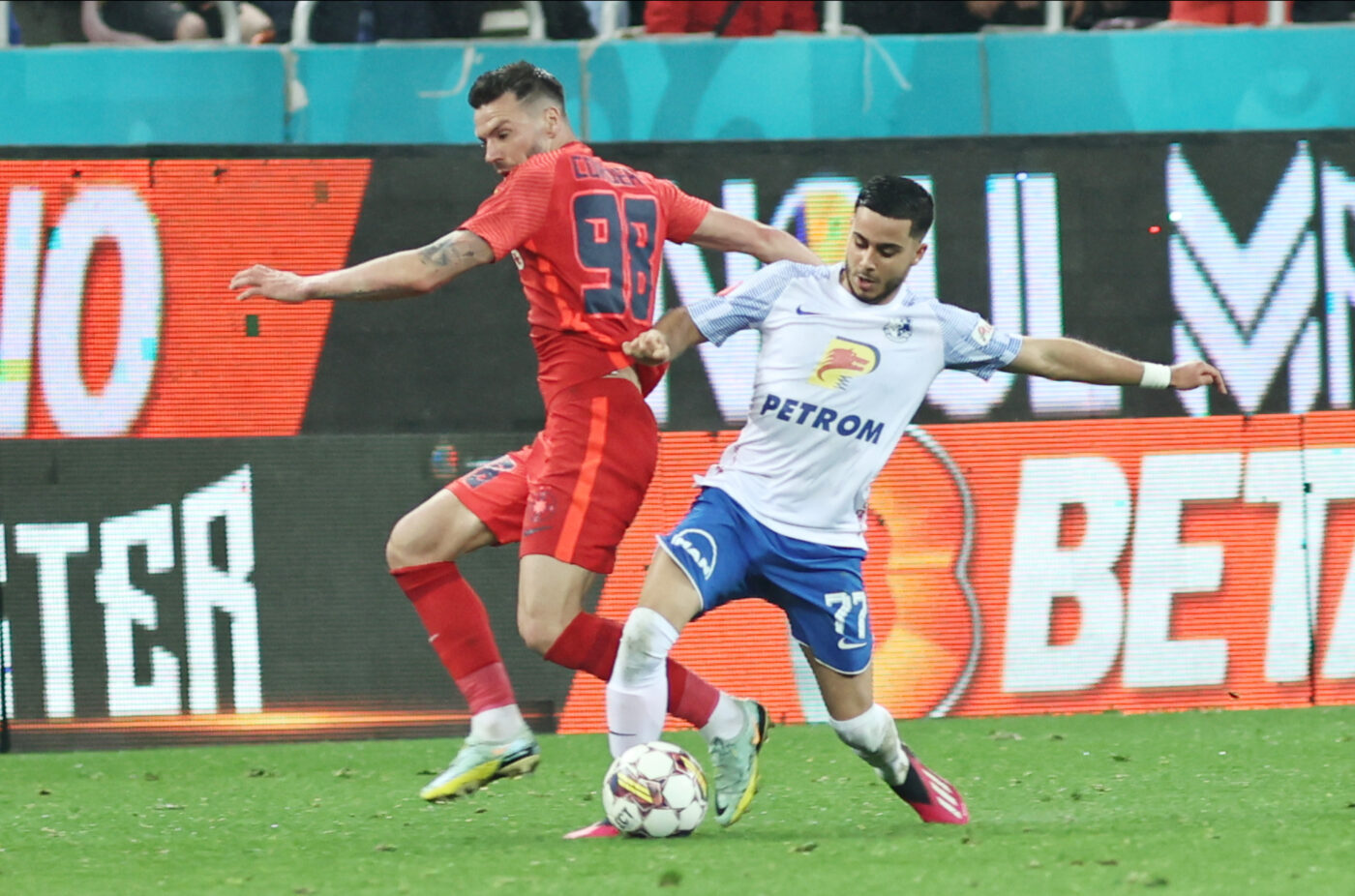 ProSport, confirmat! CCA a anunțat oficial numele arbitrului care va conduce „finala” pentru titlu, Farul Constanța – FCSB