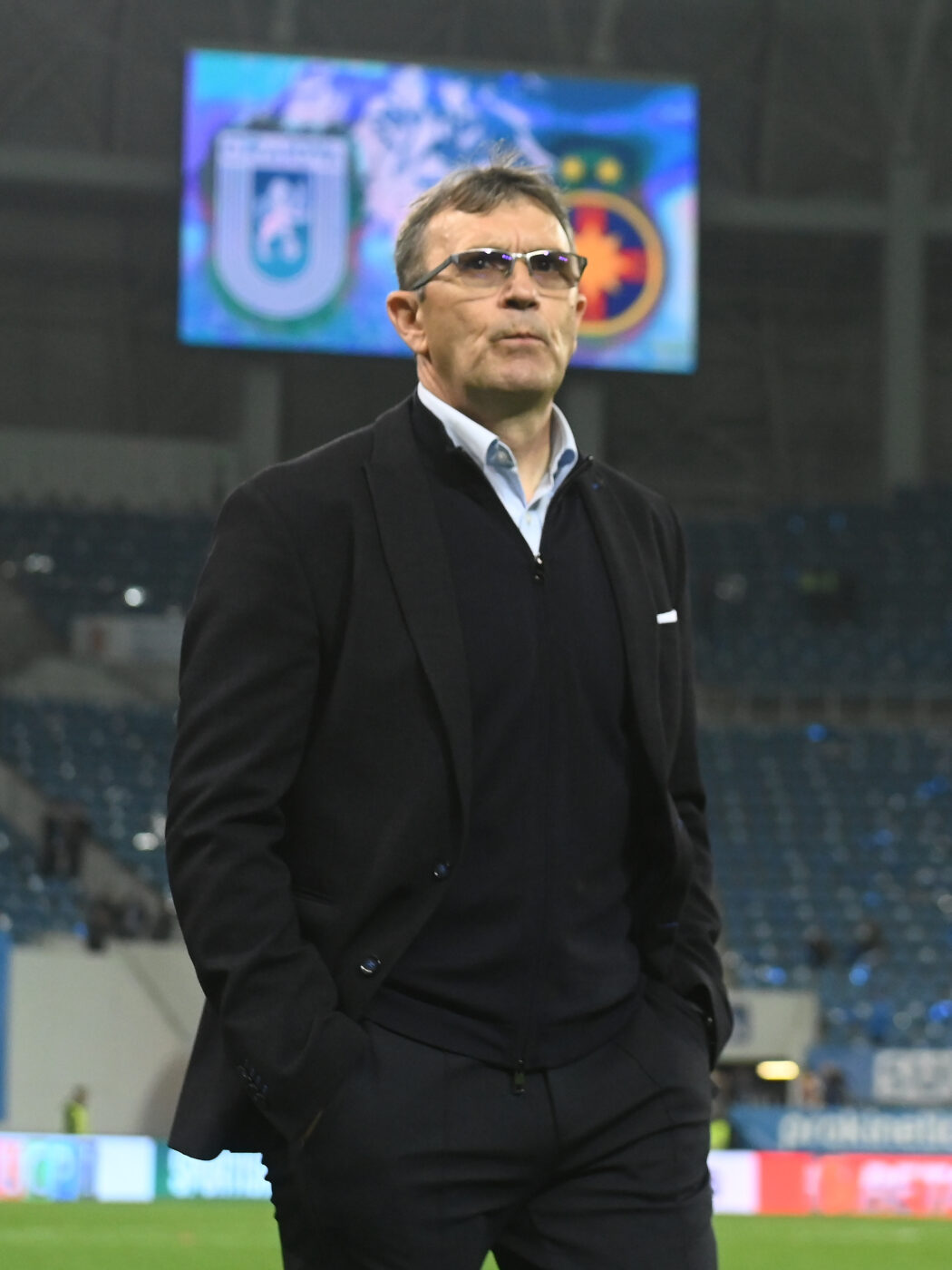 Eugen Neagoe, un car de nervi după Universitatea Craiova – FCSB: „Trebuie să urlăm, să facem circ? S-a făcut toată săptămâna o campanie cum nici Băsescu nu a avut”