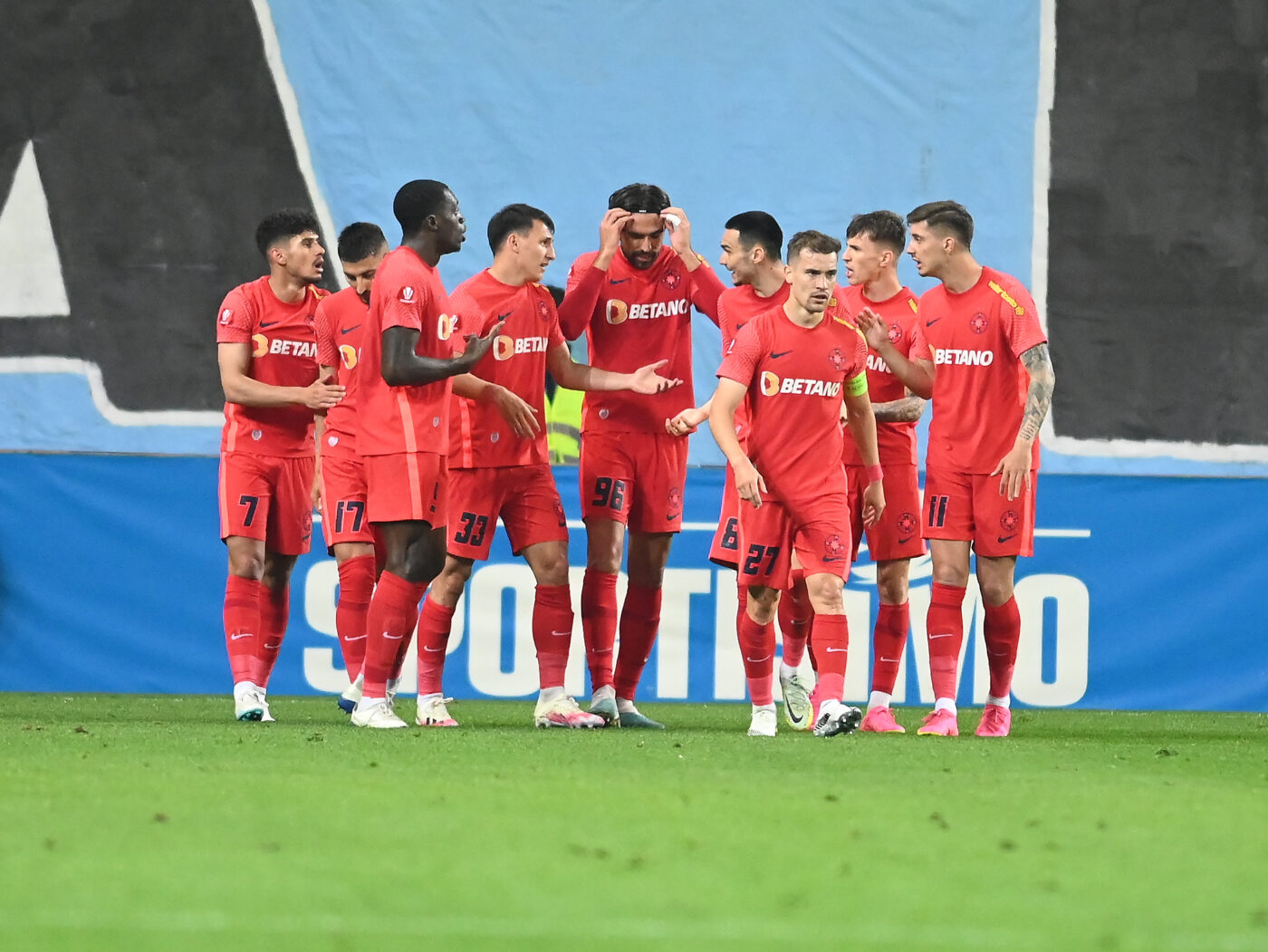 Gigi Becali își face praf fotbaliștii! Darius Olaru și Tavi Popescu, puși la zid într-un mod dur de patron: „N-am înțeles asta!”