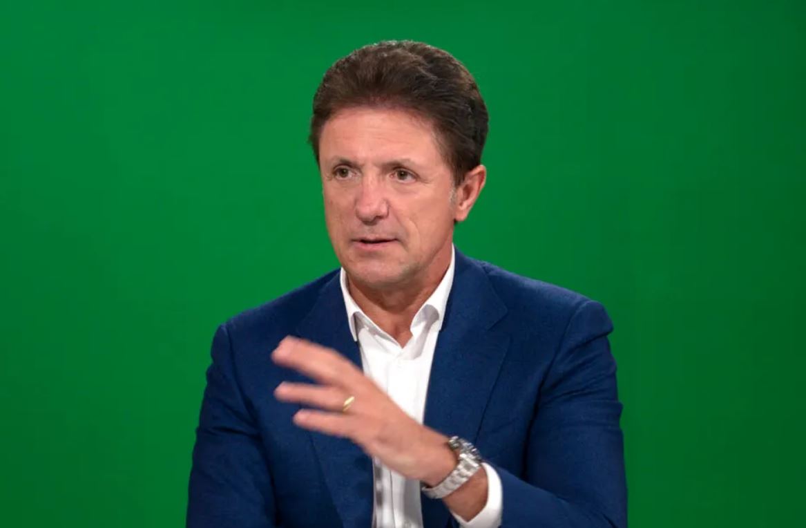 Gică Popescu și-a schimbat total părerea despre România, deși în vară venea cu acuzații devastatoare și îi reproșa lui Edi Iordănescu că habar nu are ce înseamnă echipa națională