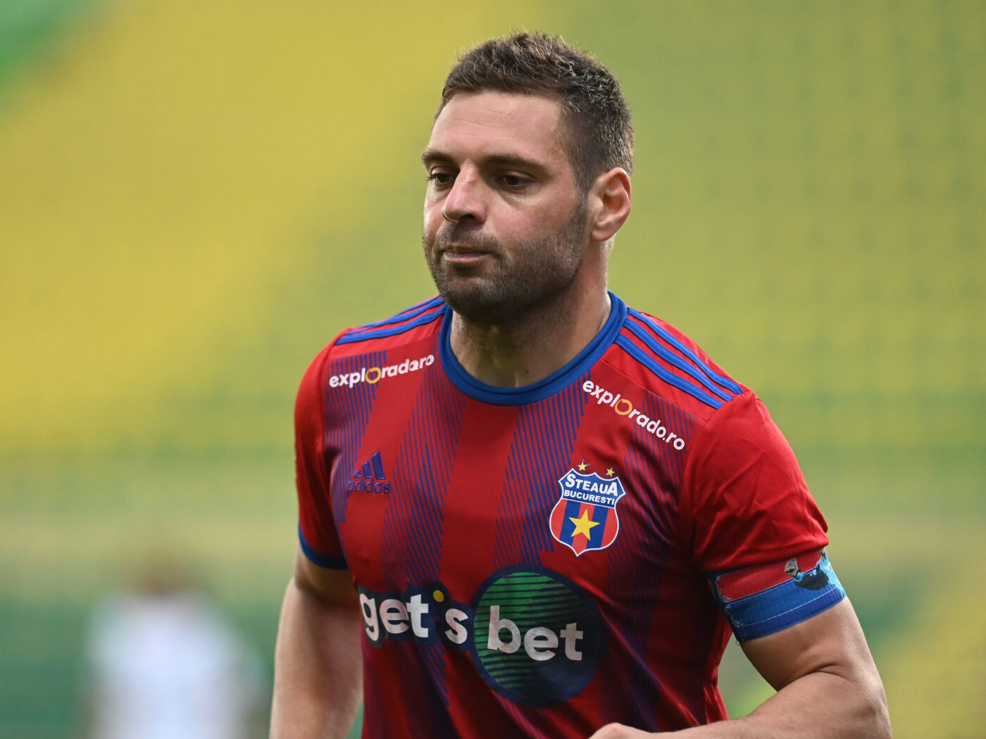 CSA Steaua a făcut implozie și se destramă! Adi Popa face dezvăluiri incredibile din vestiar: tot lotul rămâne fără contract din vară și fotbaliștii vor primele de promovare, chiar dacă clubul nu are dreptul de promovare: „Noi ne-am făcut treaba”