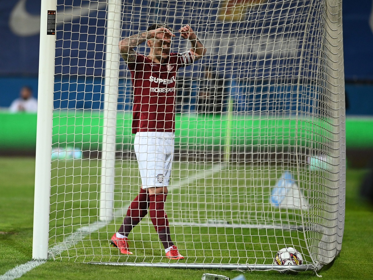 Cristi Săpunaru, pur și simplu dărâmat după Farul Constanța – Rapid 7-2: „Nu îmi găsesc cuvintele, suntem proștii proștilor! Ăsta nu e Rapidul!”. Cum a explicat gafa monumentală de la golul 4
