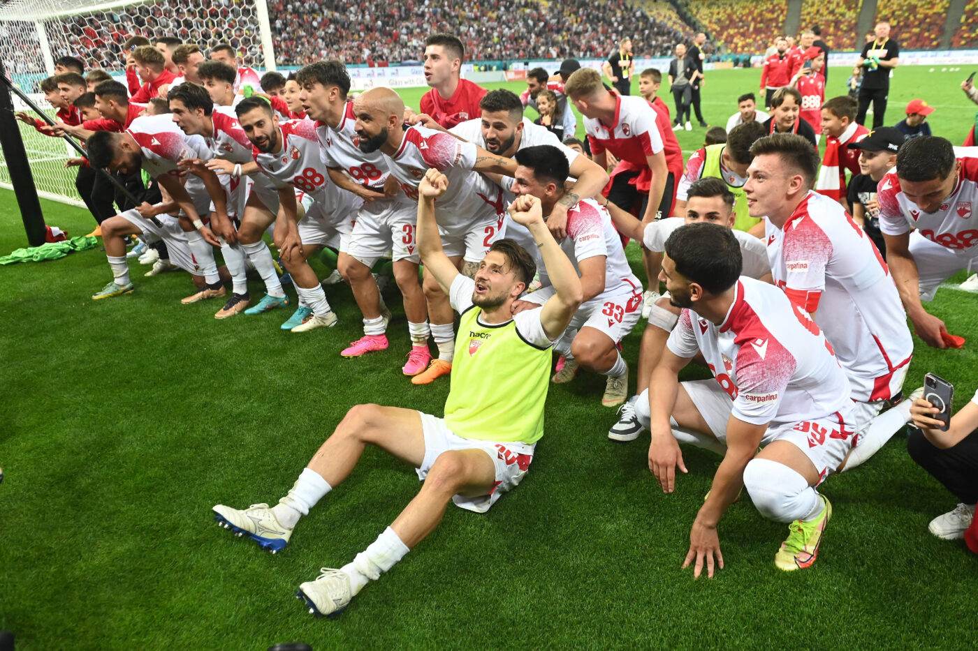 Veste excelentă pentru suporterii lui Dinamo după turul barajului cu FC Argeș: străinii rămân în „Ștefan cel Mare”! Clauza „secretă” pusă de conducere: „Nu li se termină contractul, am avut grijă la începutul sezonului!” | EXCLUSIV