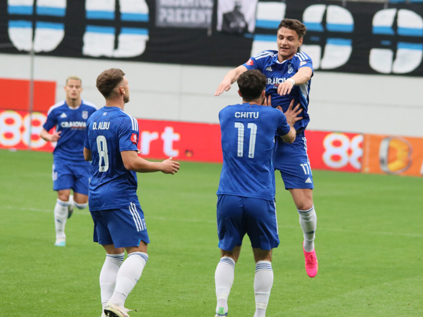 FC U Craiova – FC Argeș 2-1 | Oltenii revin pe primul loc în play-out! Piteștenii rămân pe poziție direct retrogradabilă înaintea ultimei etape