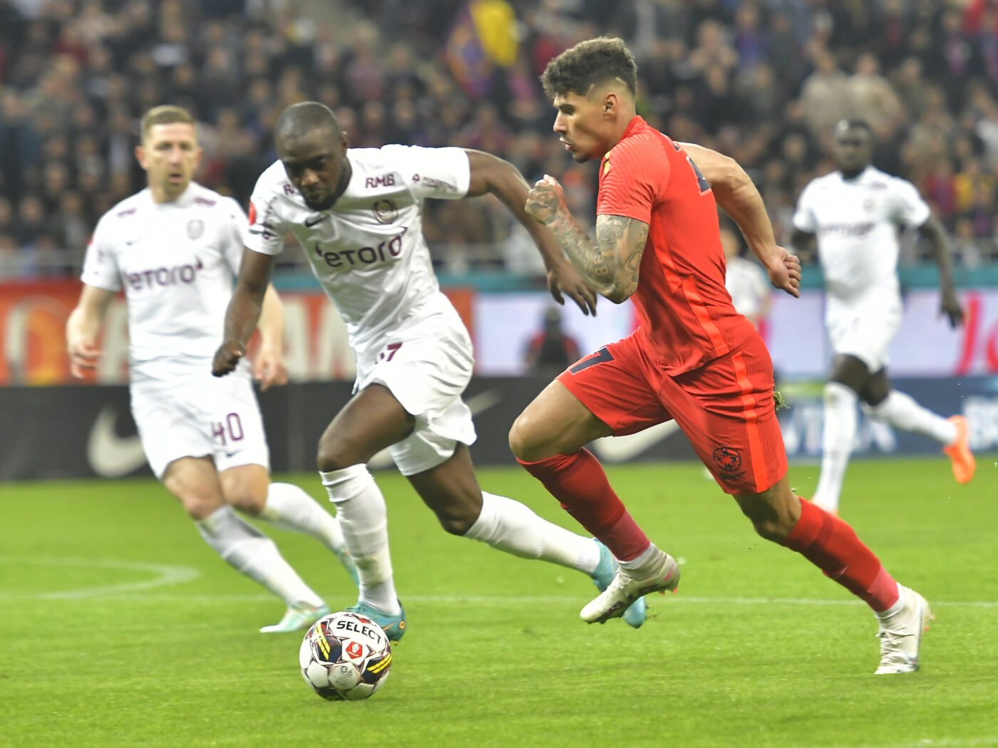 FCSB – CFR Cluj 1-0, Live Video Online în etapa 8 din play-off-ul Superligii. Florinel Coman deschide golul după o eroare din apărarea ardelenilor
