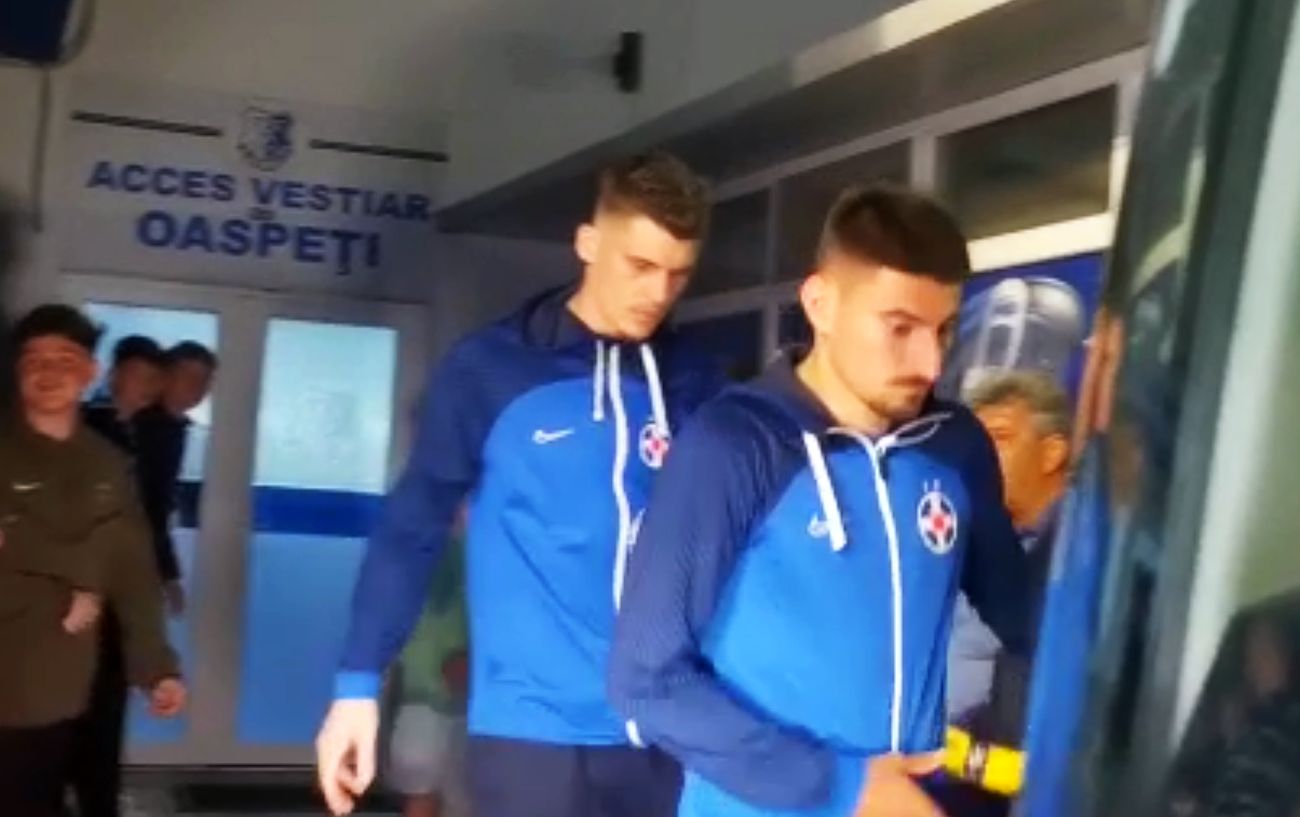 Imaginile tristeții în cea mai pură expresie a lor: Elias Charalambous şi vedetele lui Gigi Becali, devastați de ratarea titlului, după Farul – FCSB 3-2! | VIDEO
