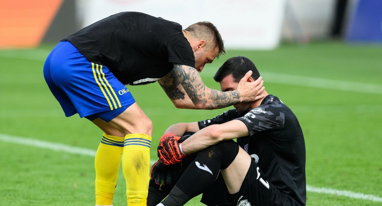 Florin Niță, desființat de propriul antrenor după eșecul cu Zlin. „O nebunie absolută! Are salariu de rege și ne-a pierdut meciul!”