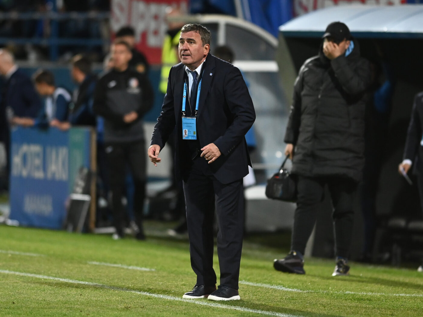Reacție oficială din partea celor de la Farul Constanța în privința vânzării biletelor pentru meciul cu FCSB: „Toată lumea o să plătească! Am avut cerere cât pentru două stadioane”. Câte tichete primesc suporterii roș-albaștri