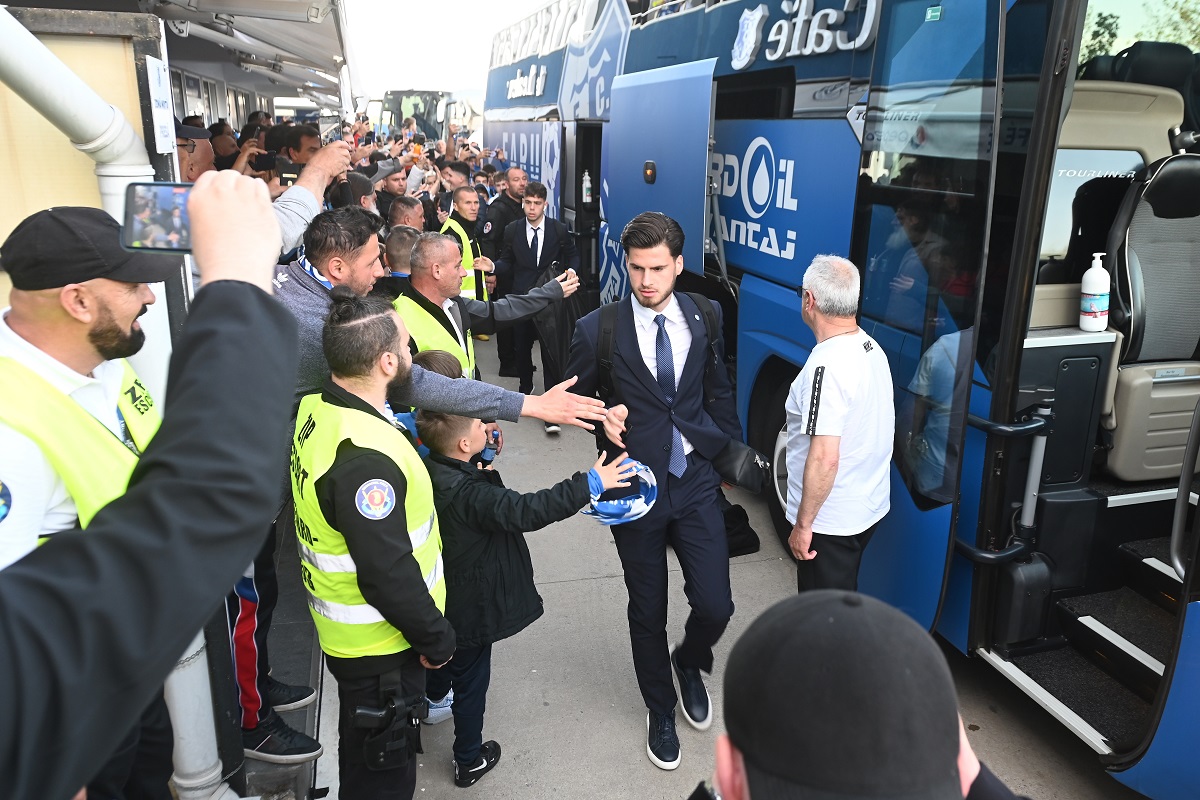 Jucătorii lui Gică Hagi au șansa de a intra în istorie, după Farul – FCSB! Mesaje emoționante primite din partea legendelor clubului | VIDEO
