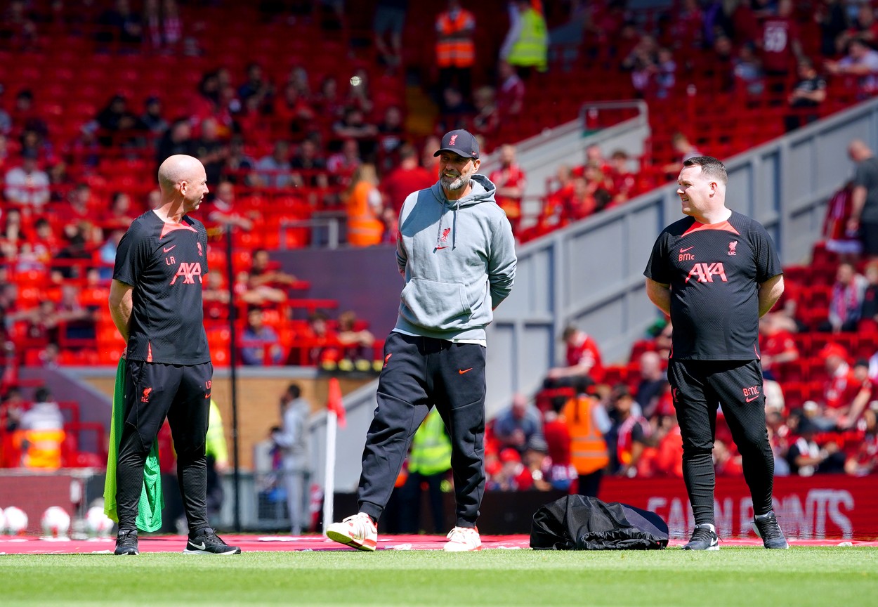 Lovitură grea pentru Jurgen Klopp! Cum a ajuns antrenorul lui Liverpool în cel mai greu moment de când este idolul fanilor de pe Anfield și ce a putut să spună vedeta Salah: „Sunt devastat!” | SPECIAL