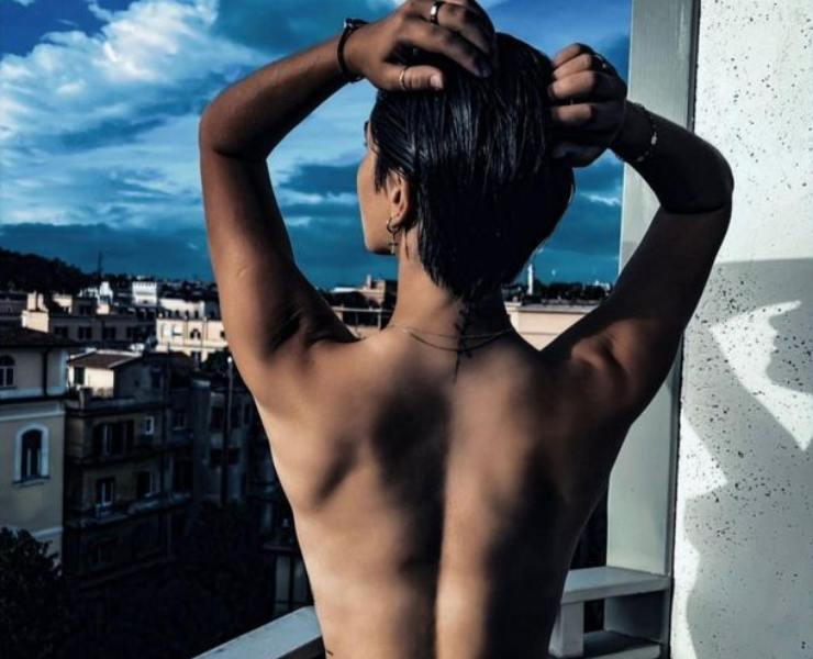 Absolut incendiar! Iubita Dariei Kasatkina s-a pozat topless la Roma și a aprins imaginația fanilor! Relația dintre cele două sportive a născut controverse uriașe la Moscova | GALERIE FOTO