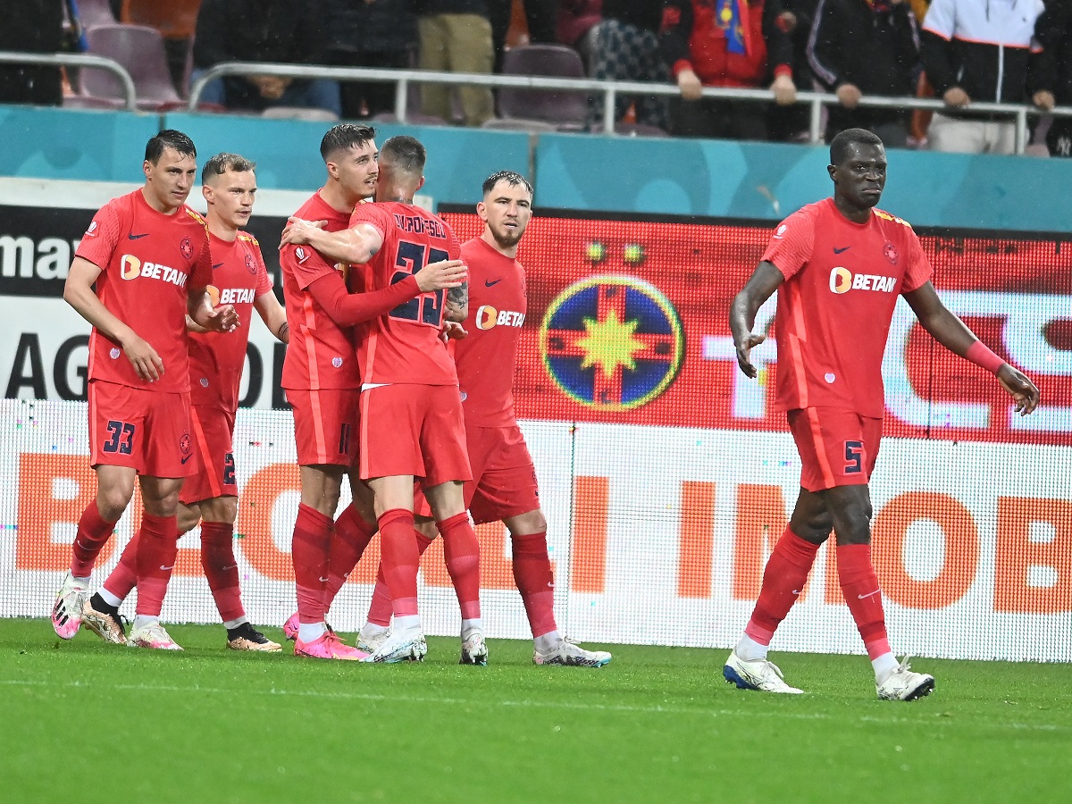 Ovidiu „Lampard” Popescu, eroul improbabil al lui Gigi Becali în FCSB – Sepsi! Gol superb care îi menține pe roș-albaștri în lupta pentru titlu! | VIDEO