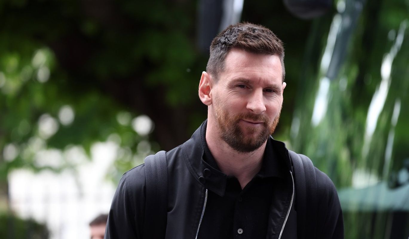 PSG continuă războiul cu ultrașii violenți, după ce le-a dat interzis propriilor fani pentru scandalul cu vedetele Leo Messi și Neymar Jr.!