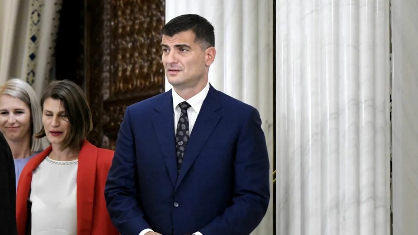 Pe cine a plătit Toni Iuruc peste 100.000 de euro după divorțul de Simona Halep! Îl ajută să se consoleze după despărțirea de jucătoare