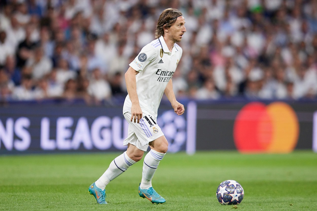 Real Madrid acuză arbitrajul după egalul cu Manchester City! Luka Modric: „Înainte de gol ar fi trebuit să avem corner!”
