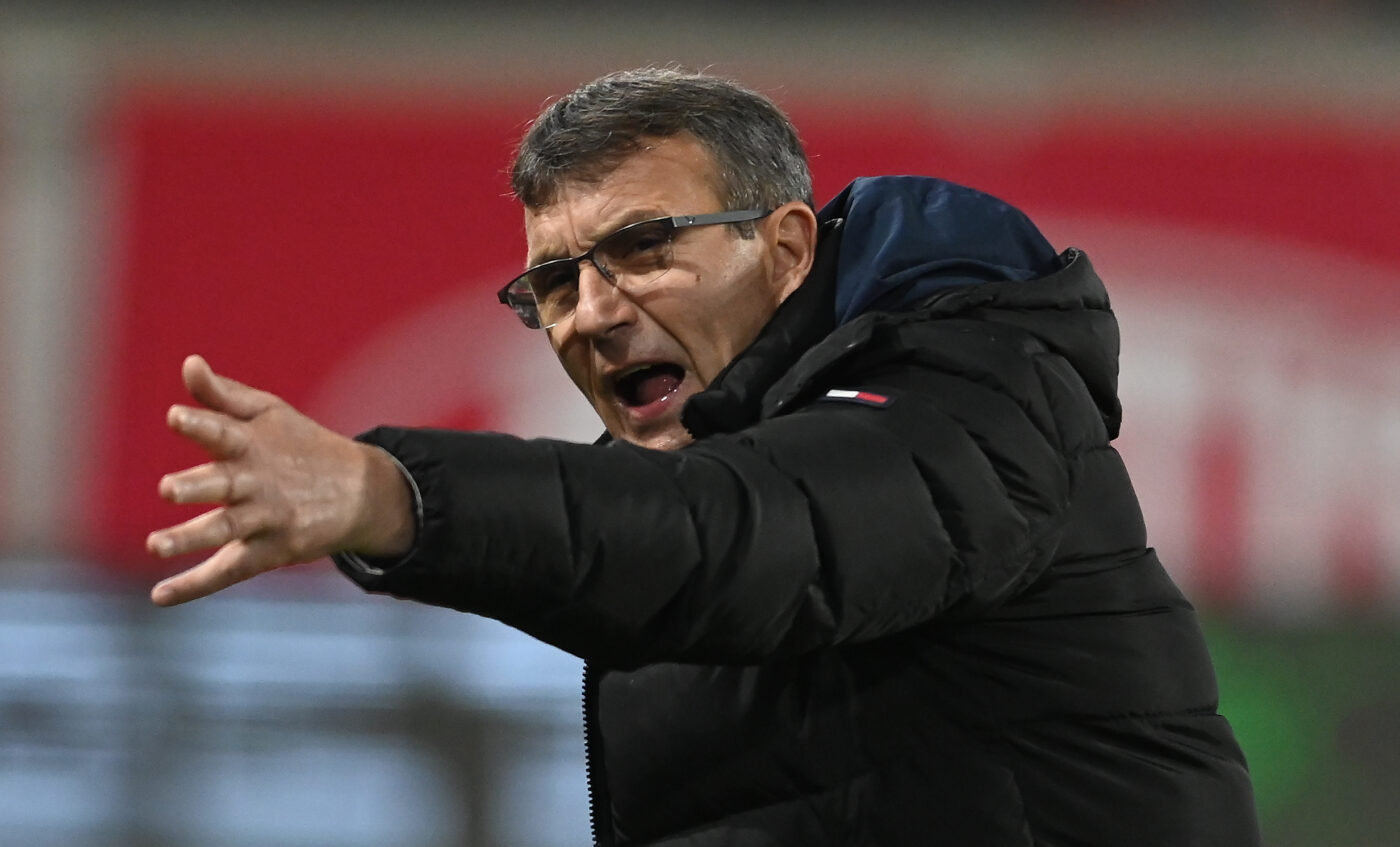 Eugen Neagoe nu concepe ca Universitatea Craiova să rateze şi ultimul obiectiv: „Suntem obligaţi să ajungem în Europa”. Ce-şi doreşte la meciul cu Farul