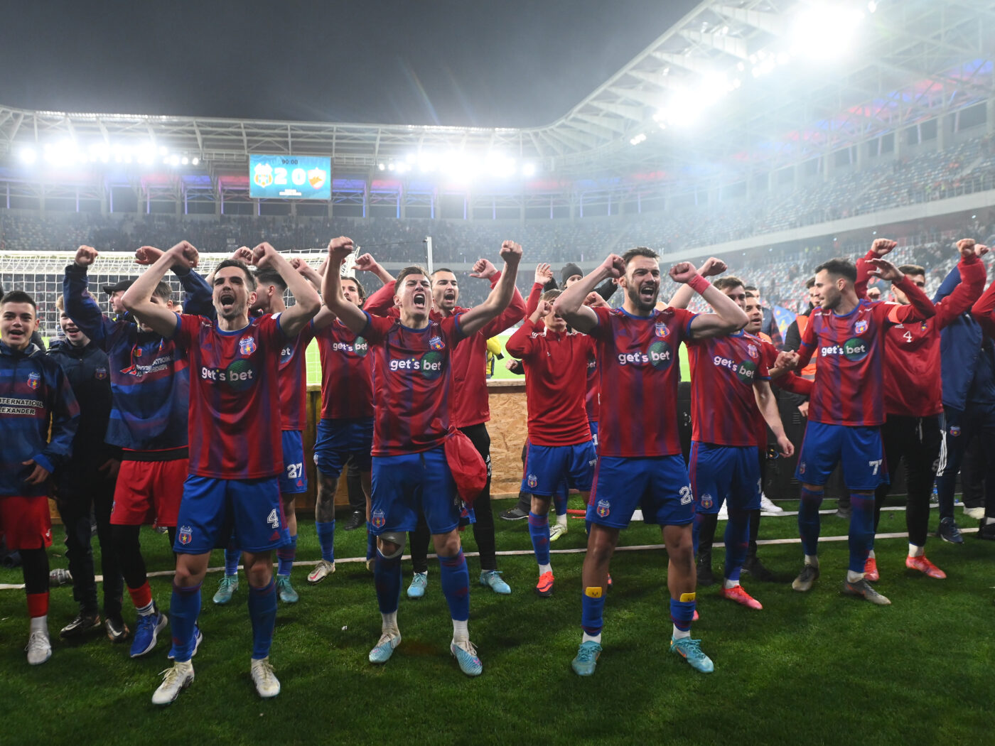 Pentru ce trage Steaua în acest final de sezon: victorie cu Dinamo și bonus financiar pentru Oprița, staff și unii jucători. Care este situația fotbaliștilor împrumutați și paradoxul acestei strategii | EXCLUSIV