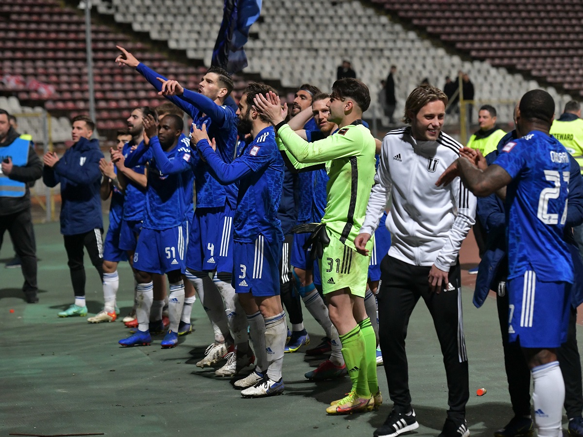 Se mărește „colonia” românească de la Genoa? Presa din Italia anunță că „grifonii” vor un fotbalist de la Craiova lui Adrian Mititelu!