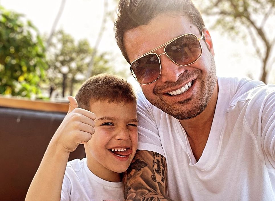 Adrian Mutu, dezvăluiri despre mezinul său. Cu ce echipă de fotbal ține Tiago: „Cel mic a început să ia mingea de la un an”