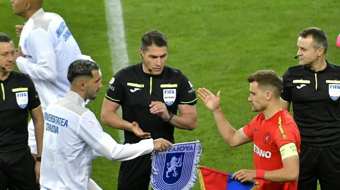 Sorin Cârțu, mulțumit de arbitrajul lui Istvan Kovacs după Universitatea Craiova – FCSB 1-2, în ciuda declarațiilor făcute de Eugen Neagoe. „Totuși, ne-a acordat două penalty-uri. Nu a fost seara noastră” | VIDEO EXCLUSIV ProSport Live