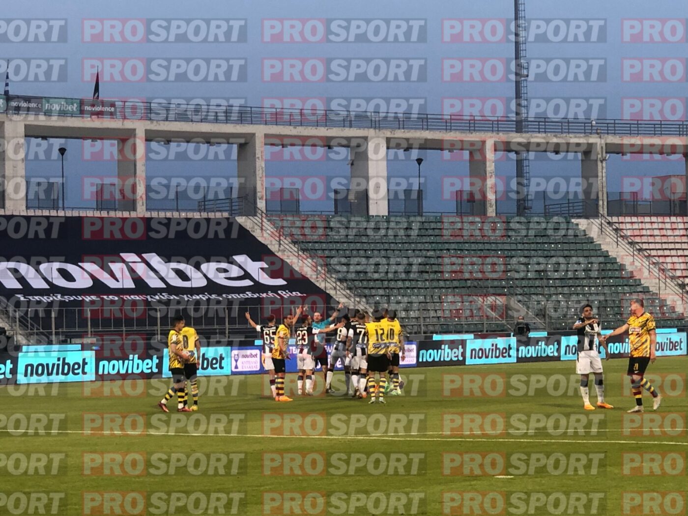 AEK Atena – PAOK Salonic 0-0, Live Score, în finala Cupei Greciei. Răzvan Lucescu e în fața unui nou trofeu! Formația din capitală a încasat un „roșu” în minutul 6