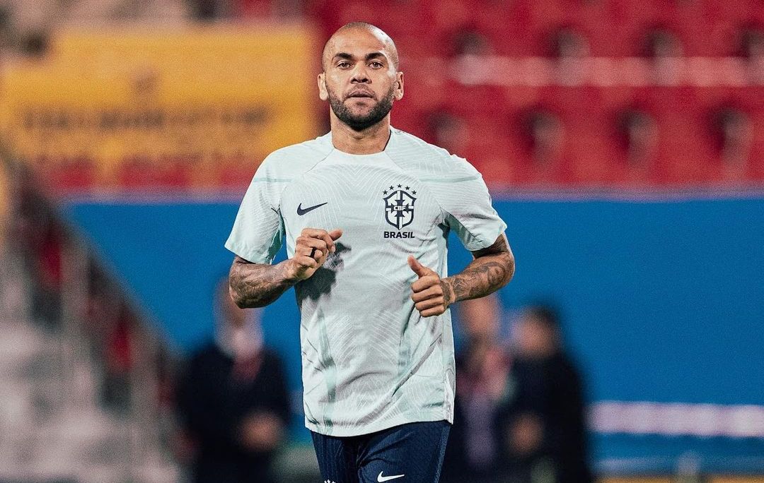 Dani Alves rămâne după gratii! Decizia magistraților l-a dărâmat pe fotbalistul brazilian. Se află la închisoare de patru luni
