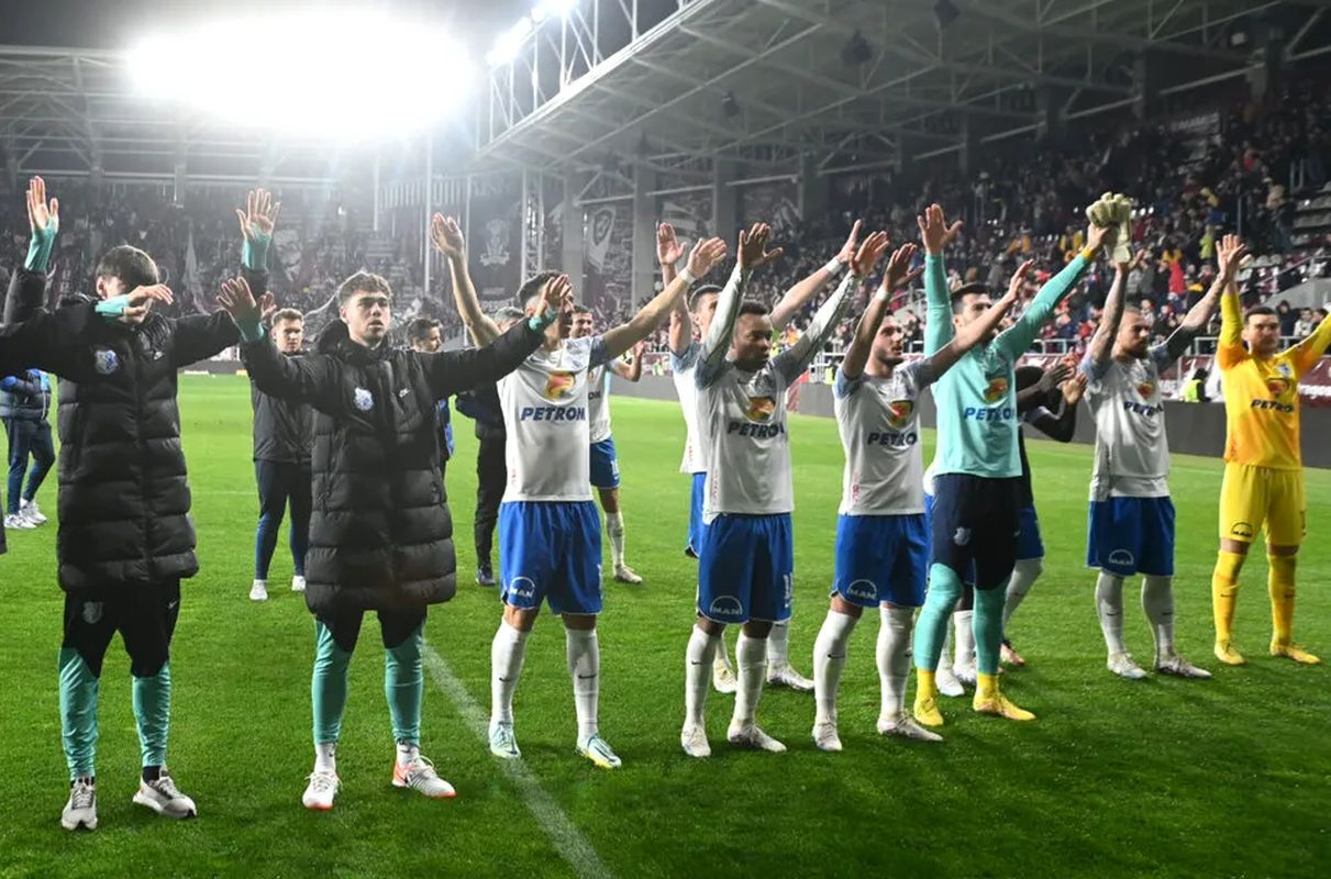 Scandal înainte de Farul – FCSB din cauza biletelor la meci! Fotbaliștii lui Gică Hagi, furioși pe conducere pentru că au primit mai puține tichete decât le-ar fi fost promise: „Numai mie mi-au cerut 50-60 de persoane!” | EXCLUSIV