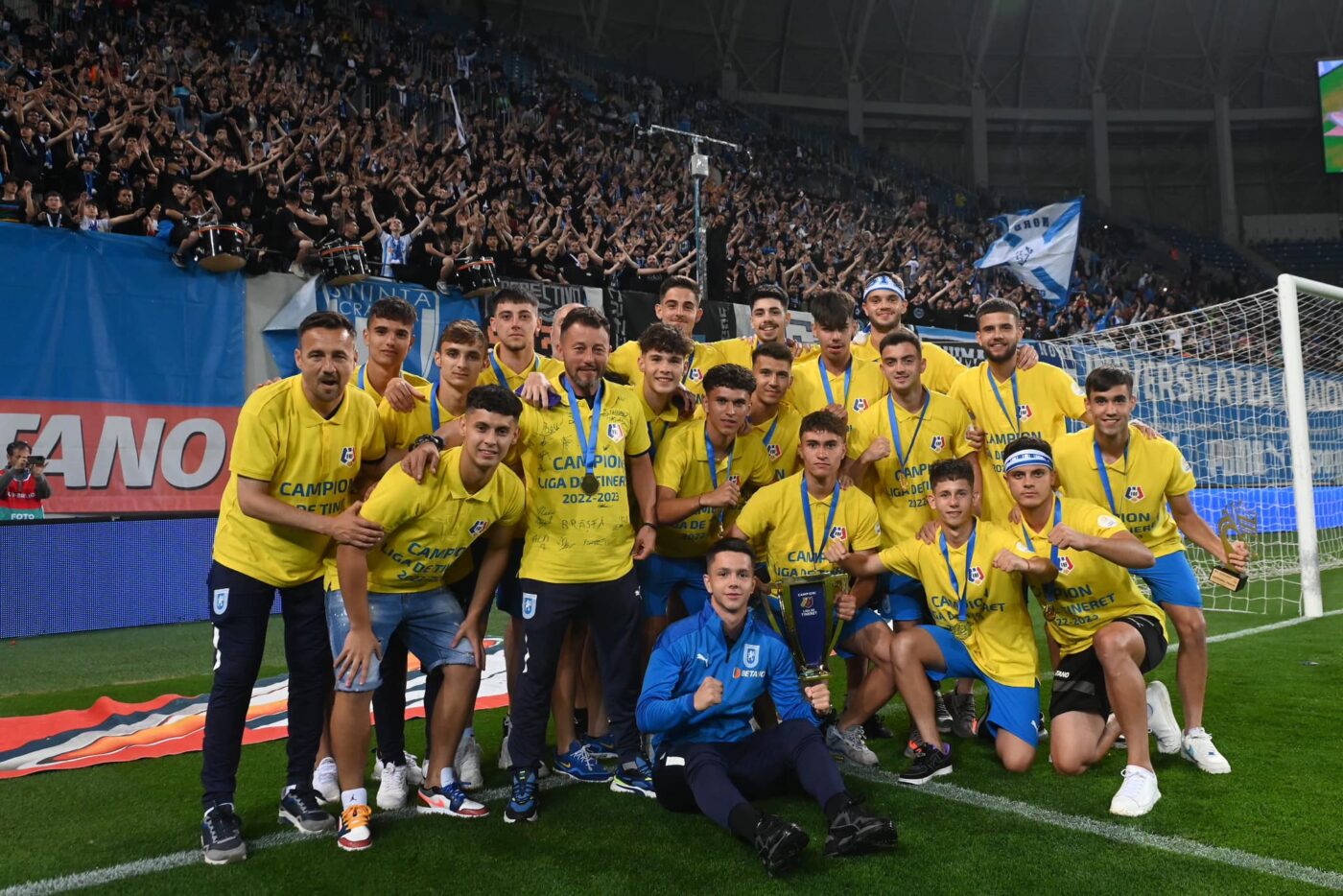 Tragedie pentru un fotbalist al Universităţii Craiova! După ce a cucerit Liga de Tineret, a aflat crunta veste