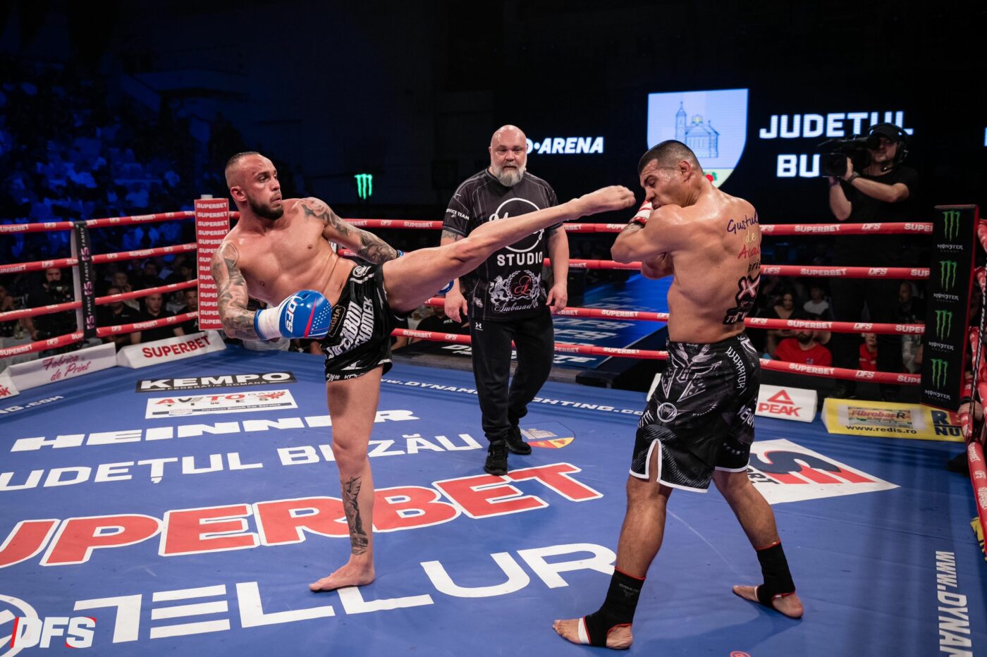 Cine sunt marii câștigători de la Dynamite Fighting Show 19 – Cod Roșu la Buzău! Au fost prezenți sportivi din șase țări | VIDEO
