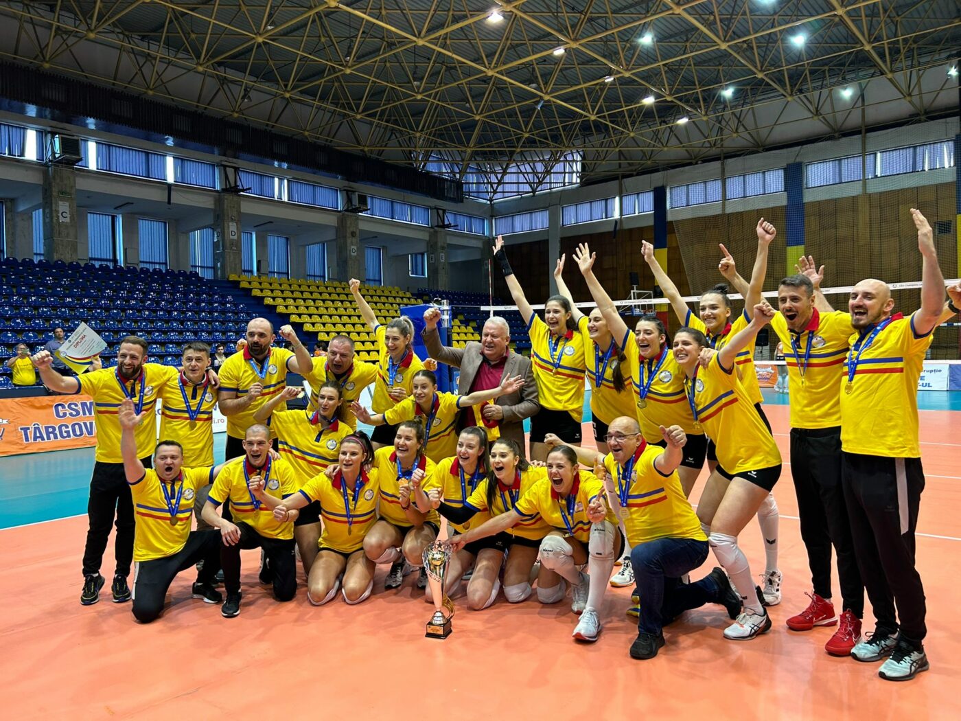 Alba Blaj, a șaptea oară campioana României! VAB a sărbătorit titlul la Târgoviște, pe terenul rivalei CSM