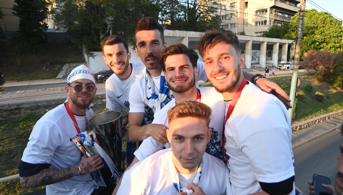 Titlul Litoralului. Mai mult de jumătate dintre fotbaliștii care au câștigat campionatul cu Hagi sunt născuți sau crescuți la Constanța | SPECIAL