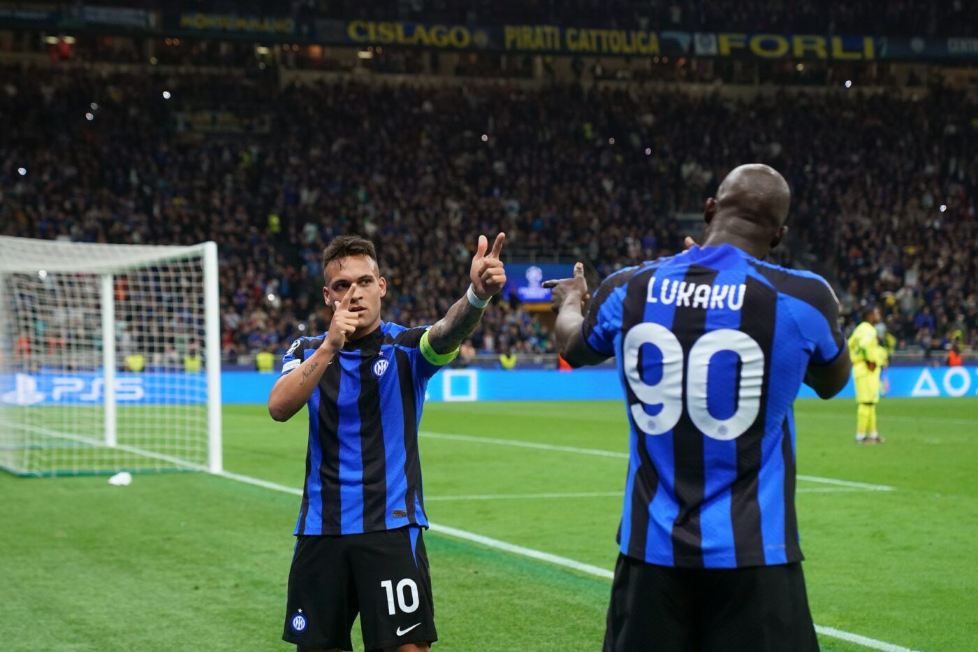 Inter – AC Milan 1-0, în returul din semifinalele Champions League. Echipa lui Simone Inzaghi este prima finalistă! Lautaro Martinez a decis confruntarea de pe „Giuseppe Meazza”, iar Inter o va aștepta în ultimul act pe învingătoarea dintre Manchester City și Real Madrid