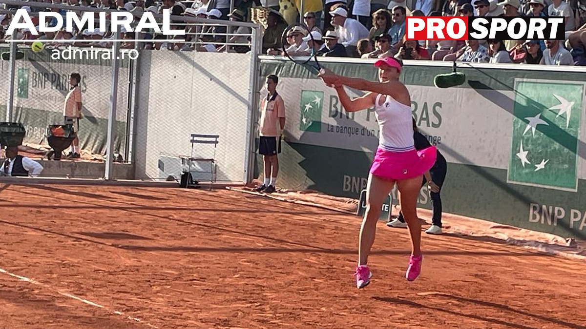 Cum câștigă Irina Begu un meci de simplu în echipă de dublu cu Victor Crivoi! „Ochii la minge. Atât!”, i-a strigat antrenorul | FOTO & VIDEO EXCLUSIV | CORESPONDENȚĂ DE LA ROLAND GARROS