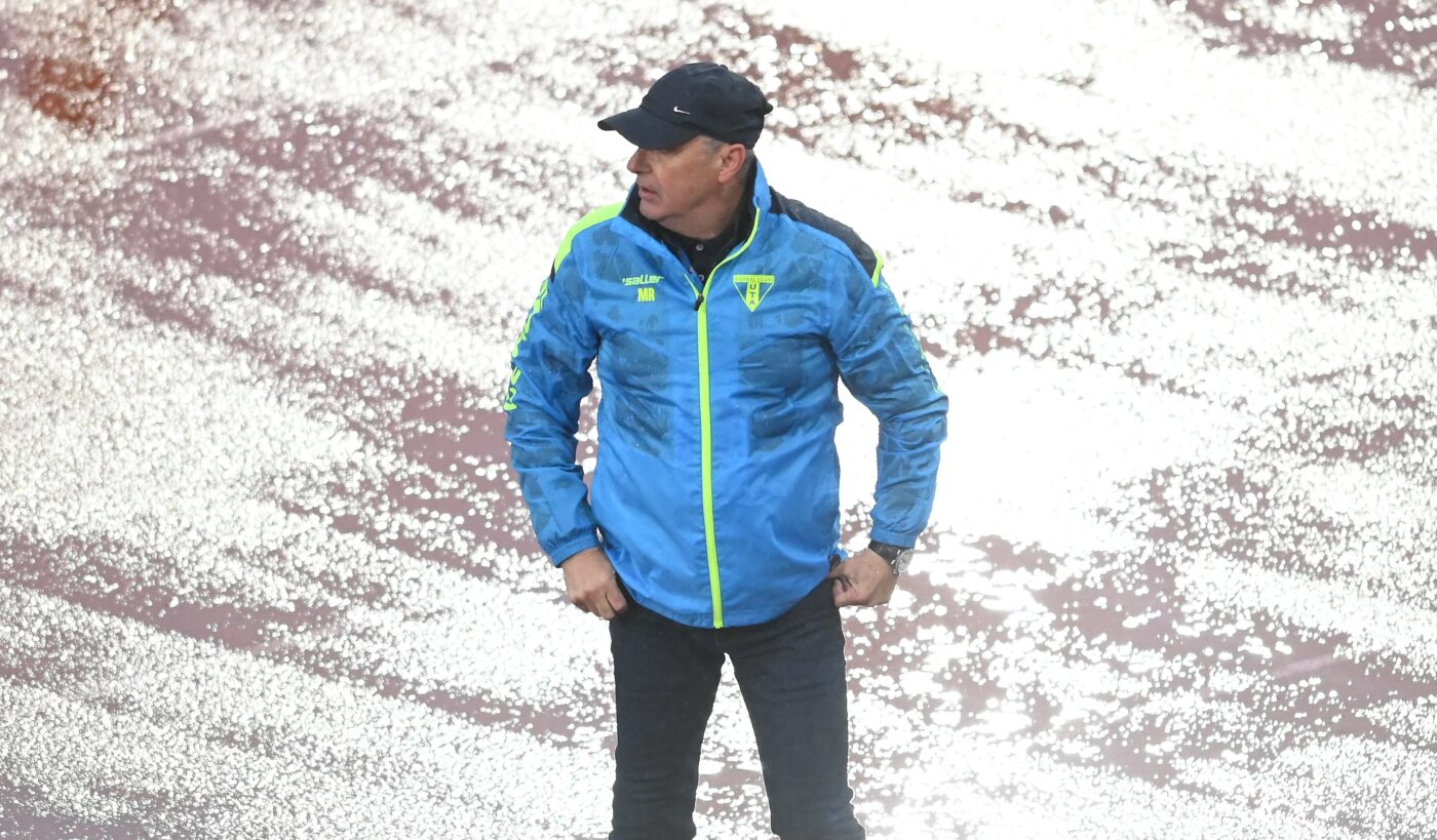 Mircea Rednic și-a ieșit din fire după egalul cu FC Argeș: „Înseamnă că ești pușcărie, ești mână moartă, ai venit degeaba la meci”