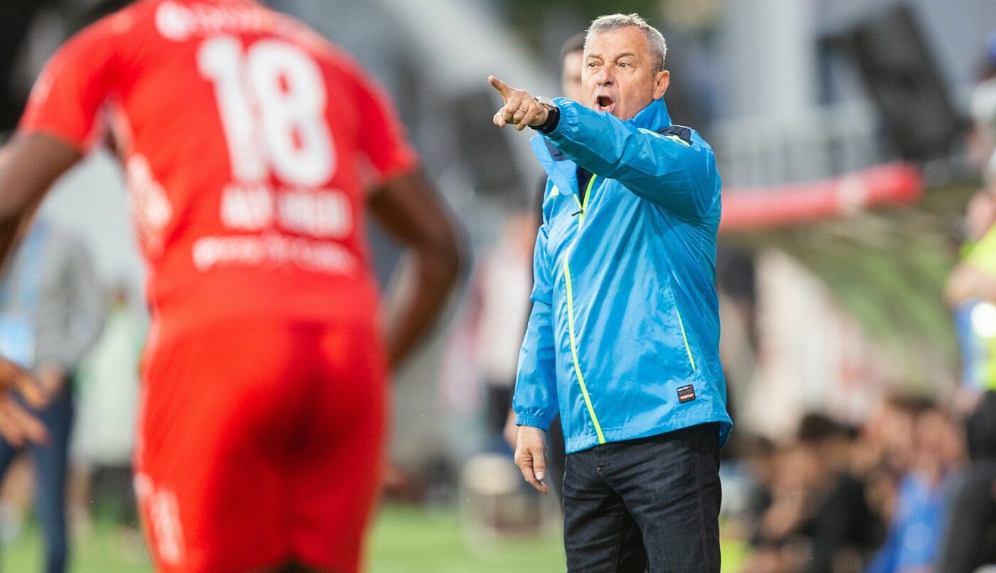 Prima reacție a lui Mircea Rednic după ce a aflat ordinea meciurilor de la barajul UTA – Buzău! „M-aș reapuca de fotbal”