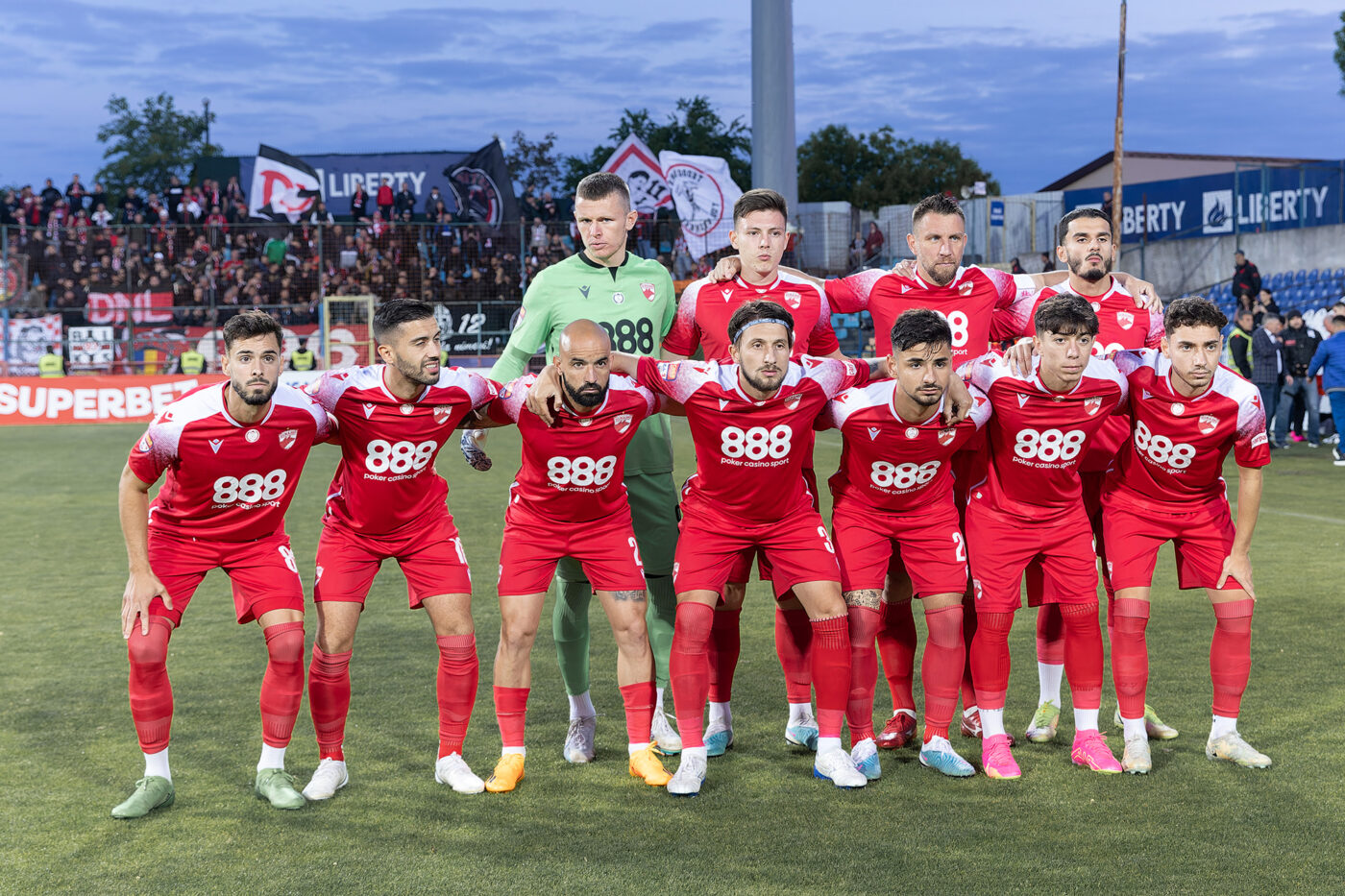 Dinamo, fără trei jucători importanți la derby-ul cu Steaua. Partida cu SC Oțelul a costat scump echipa lui Ovidiu Burcă