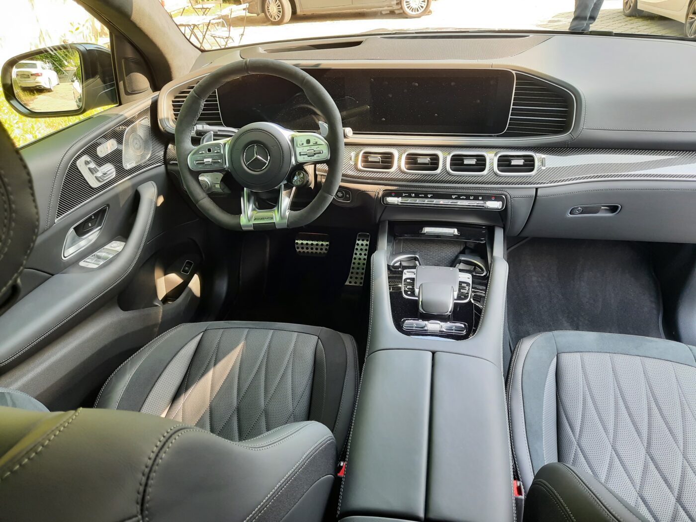 ADVERTORIAL | Tendințele pieței auto în materie de modele și clase