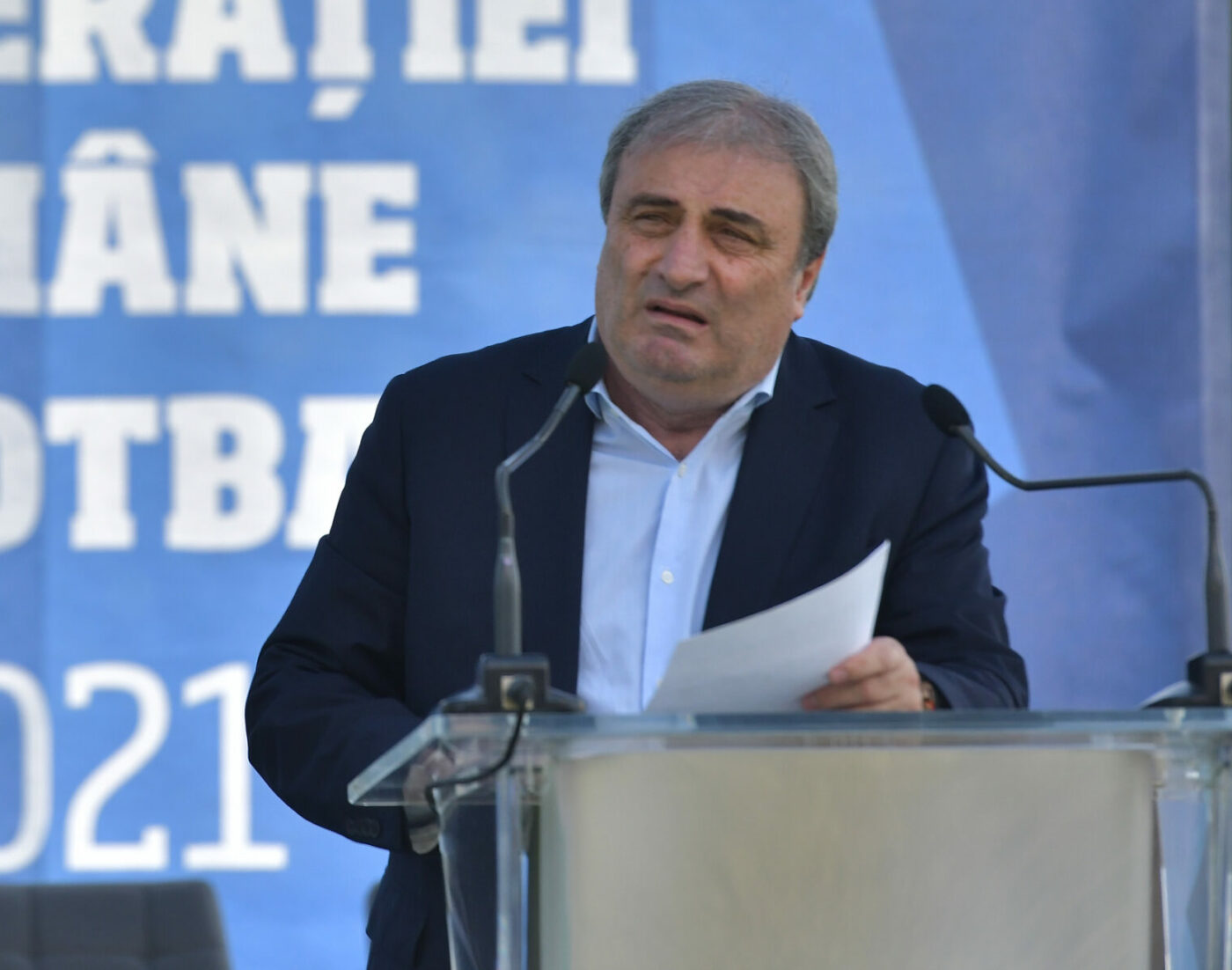 Mihai Stoichiță, dezgustat de ultrașii români care au mers în Elveția: „Ce aduc acele torțe spectacolului? Mă uitam și la elvețieni, aveau stegulețe” | VIDEO EXCLUSIV ProSport Live