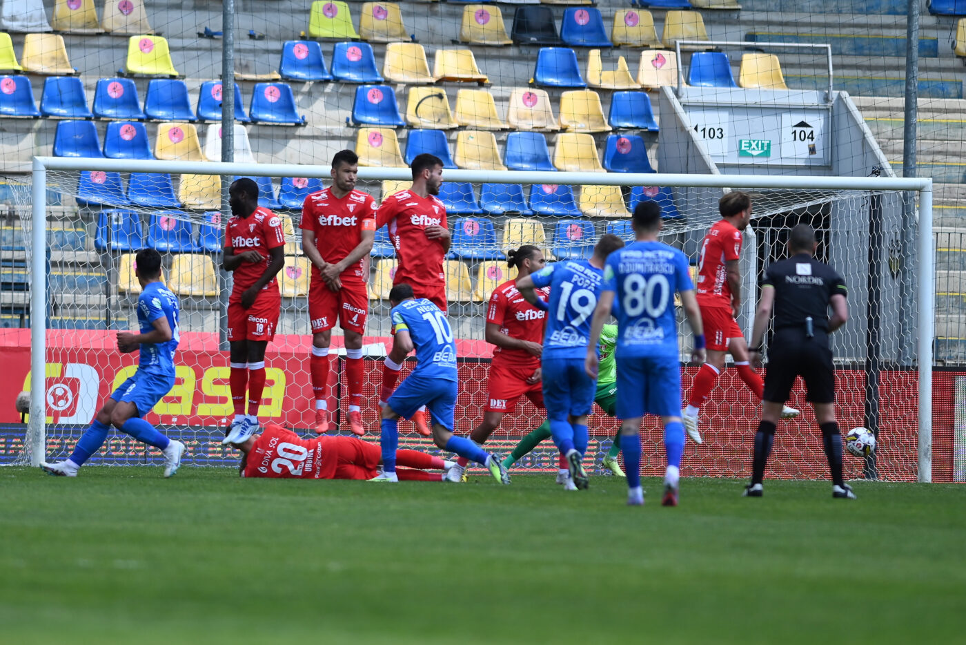 Cale liberă spre FCSB? Fundașul central preferat al lui Gigi Becali tocmai a fost dat afară de la echipă | EXCLUSIV