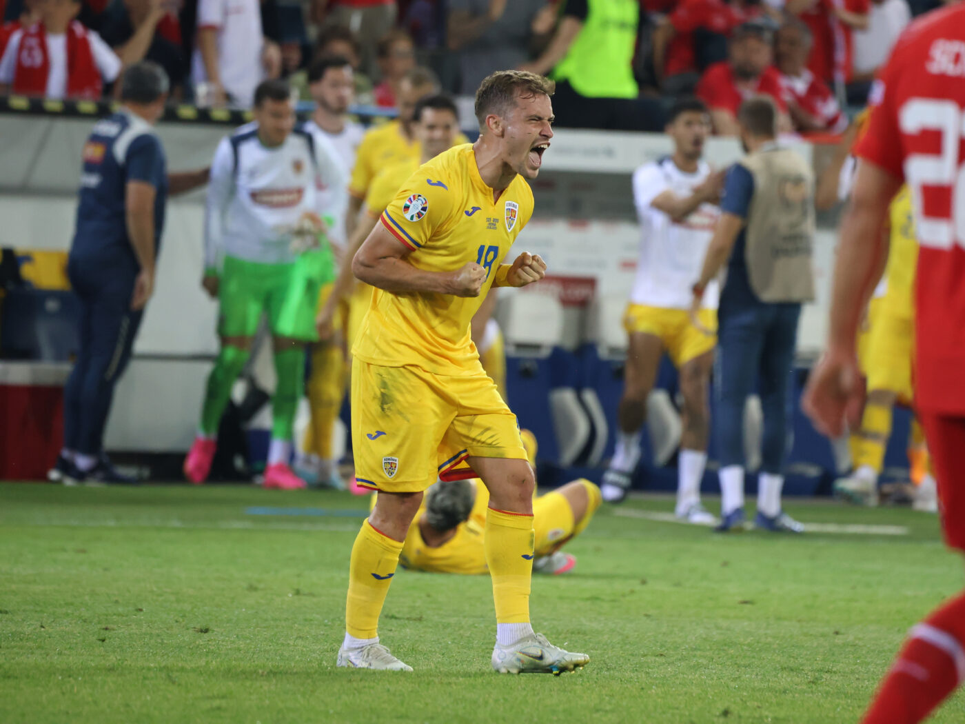 Cea mai tare glumă după Elveția – România 2-2 a făcut-o Darius Olaru. Ce i-a spus lui Andrei Burcă