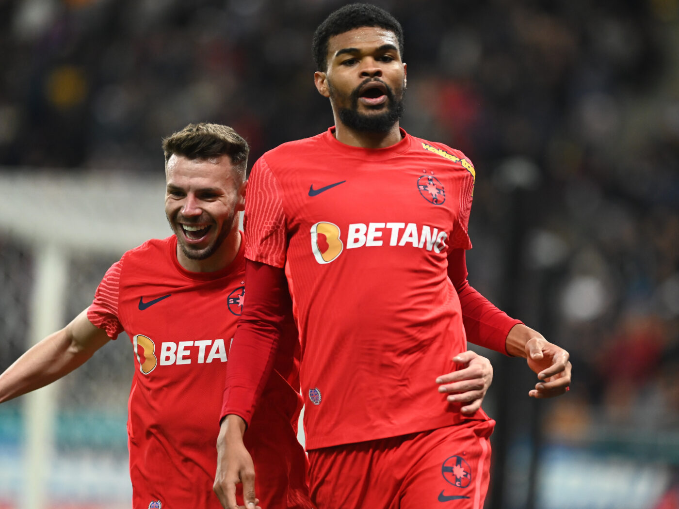 Gata și cu transferul lui Edjouma la Rapid! Anunțul a fost făcut chiar de Victor Angelescu, acționarul minoritar din Giulești