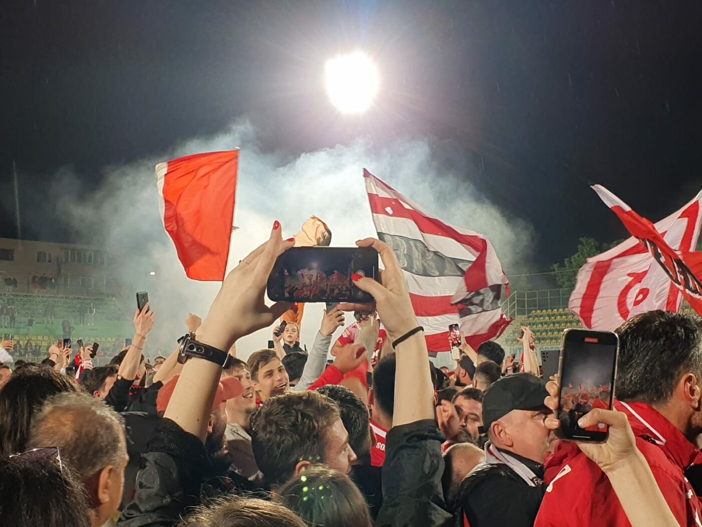 EDITORIAL DE MARIUS MITRAN | Dinamo și realismul magic. Reîntoarcerea în minunata lume nouă