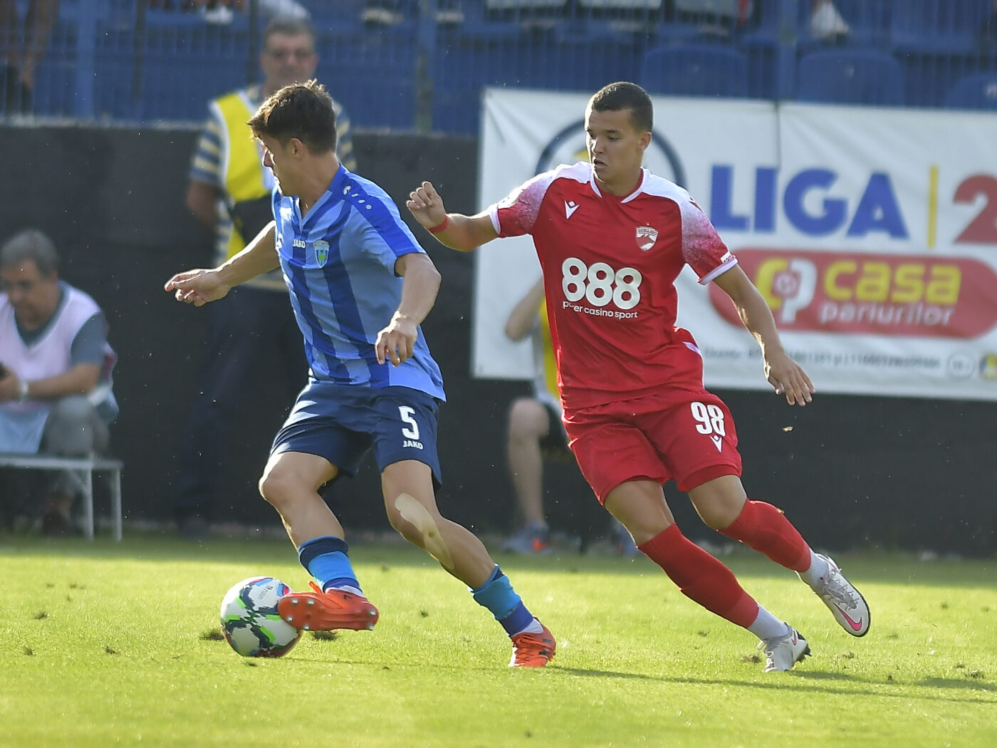 12 goluri marcate în primul amical jucat de Dinamo după revenirea în Superliga! Fotbaliștii nou veniți au fost titulari și unul dintre ei a înscris