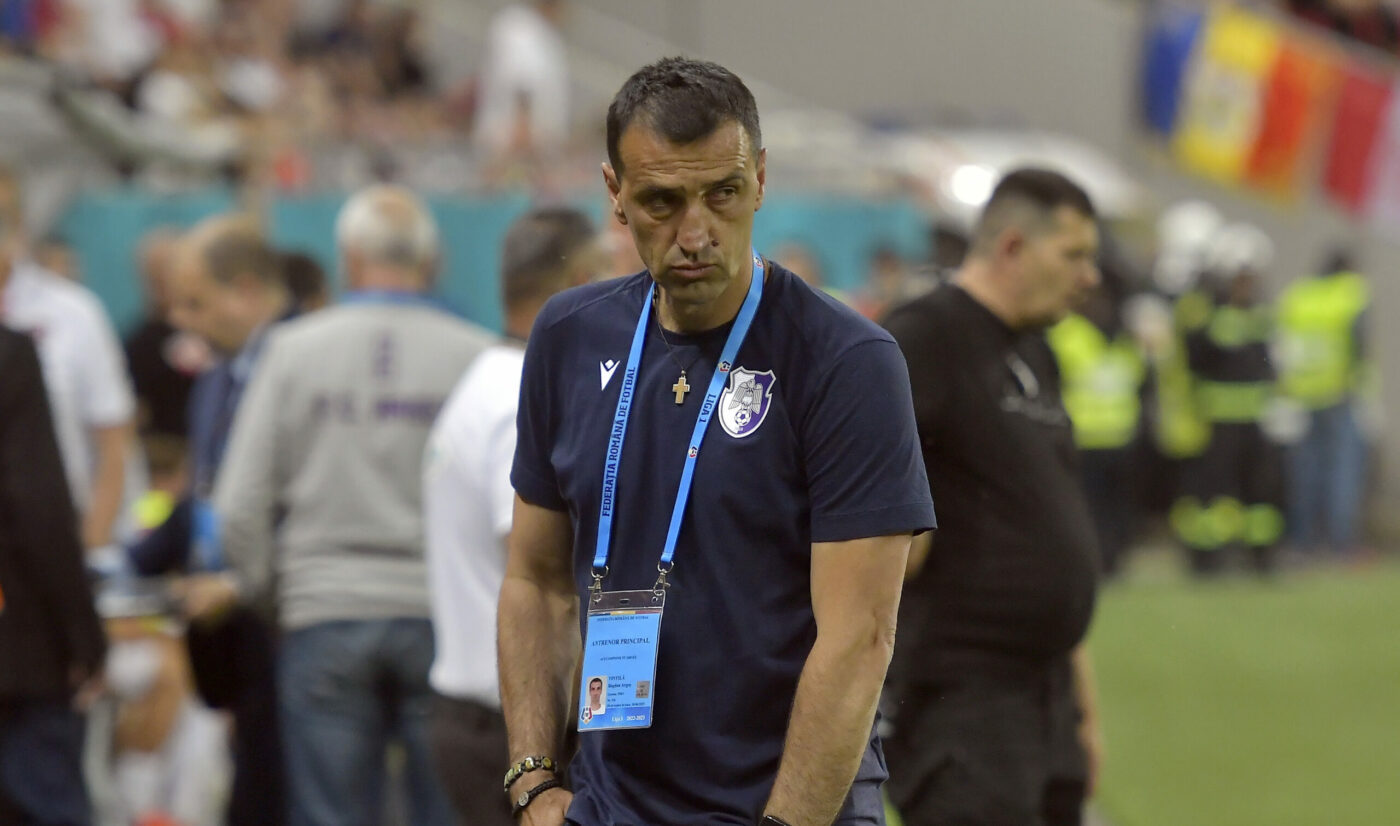 S-a terminat! Încă unul dintre antrenorii care au fost sub opinca lui Gigi Becali la FCSB a fost dat afară de la echipa pe care a retrogradat-o: FC Argeș i-a reziliat contractul lui Bogdan Vintilă!