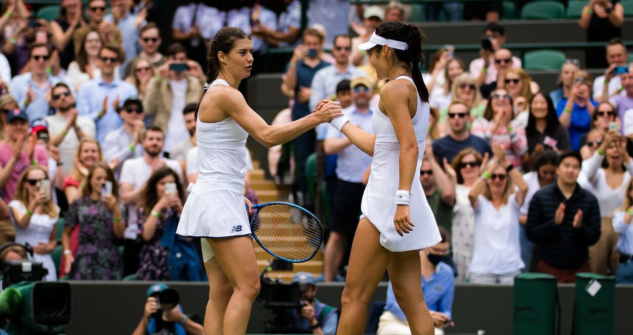 O favorită de la Wimbledon felicită organizatorii pentru că au permis lenjeria intimă de culoare închisă la ediția din 2023: „E mare ușurare pentru fete!”