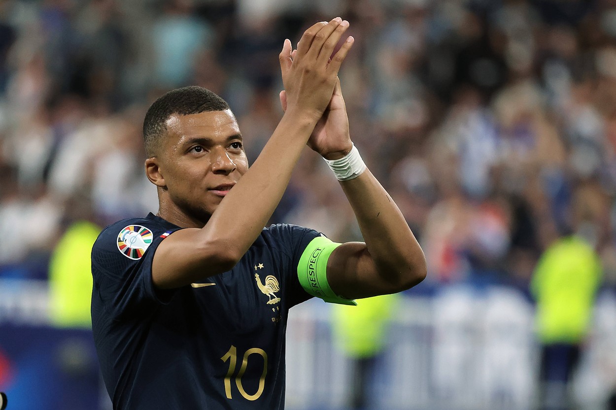 Transfer istoric: Real Madrid îl cumpără pe Kylian Mbappe de la PSG pentru 250 de milioane de euro! S-a doborât recordul mondial cu acest acord între Florentino Perez și șeici