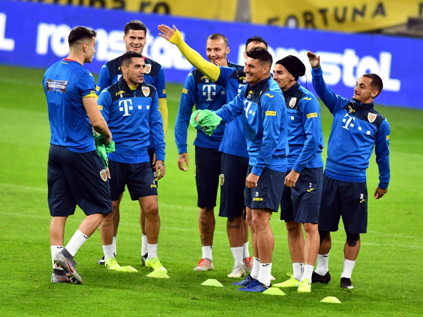 Transferul de Liga Campionilor al Universității Craiova a ajuns în România! Prima reacție a fotbalistului adus de Mihai Rotaru: „Vin pentru titlu!”