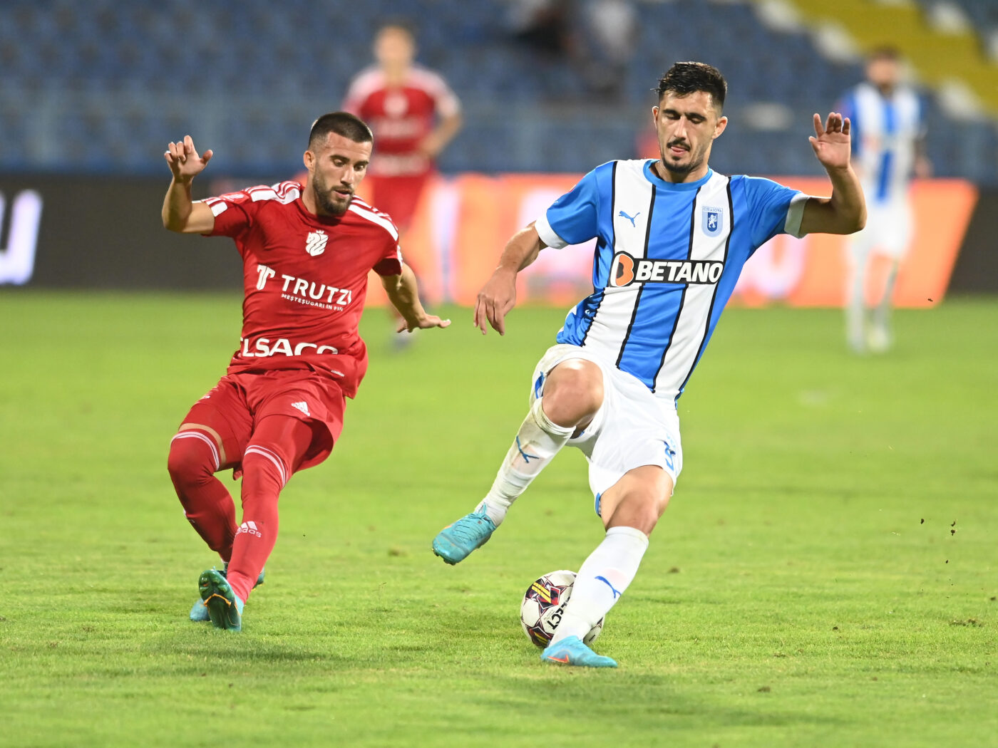 Șoc în Superliga! Unul dintre cei mai vechi patroni vinde clubul: un alt prieten al lui Gigi Becali se retrage din fotbal!