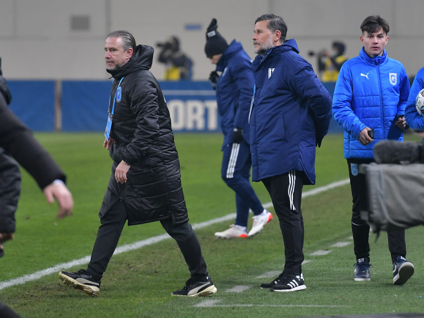 FC U Craiova a confirmat că îl vrea pe Laurențiu Reghecampf: „Sigur că e o variantă! Este antrenorul succesului în fotbalul românesc”. Alternativa-bombă Nicolo Napoli e și ea în picioare: „Totul e posibil, o să râdă lumea” | EXCLUSIV ProSport Live